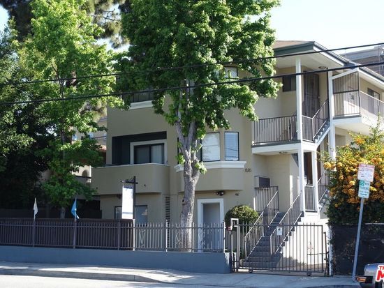 Foto del edificio - 1616 S Bundy Dr