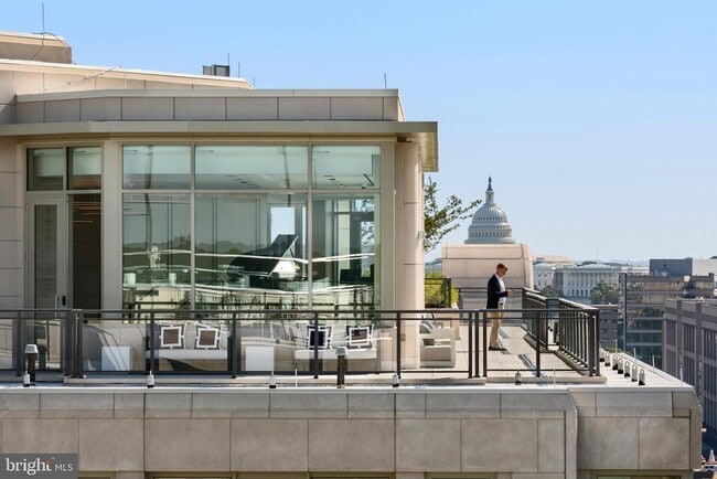 Foto del edificio - 1331 Maryland Ave SW