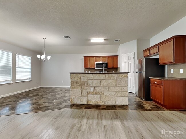 Building Photo - 210 Teron Dr