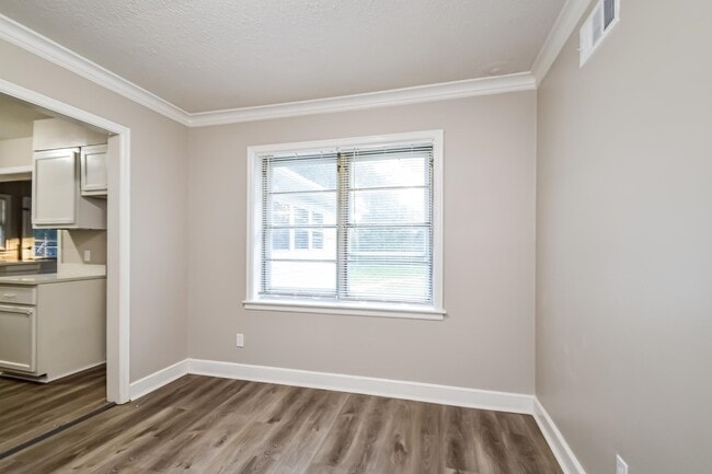 Building Photo - 5041 Davis Cove