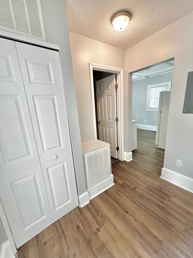 Foto del edificio - 224 Walker Ave