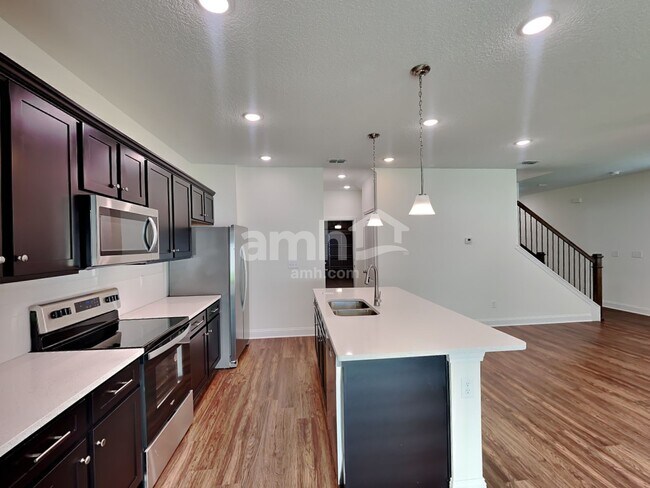 Foto del edificio - 12685 Percy Ln