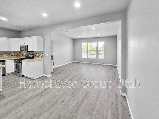 Building Photo - 5342 W Hampstead Ln