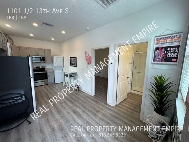 Photo - 1101 1/2 13th Ave S- House