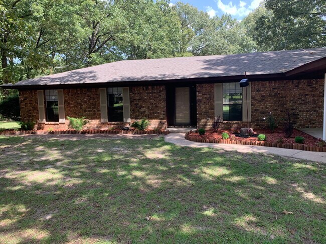 Professional landscaping - 1903 Ginnett Rd