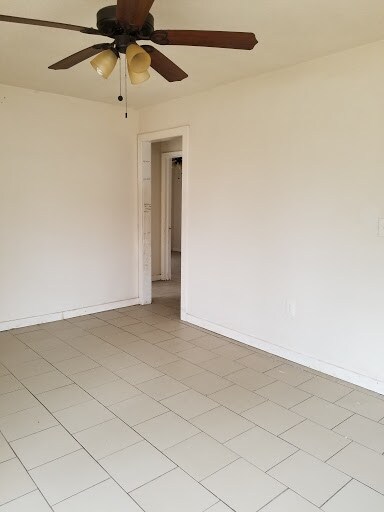 Foto del edificio - 2902 E Woodrow St