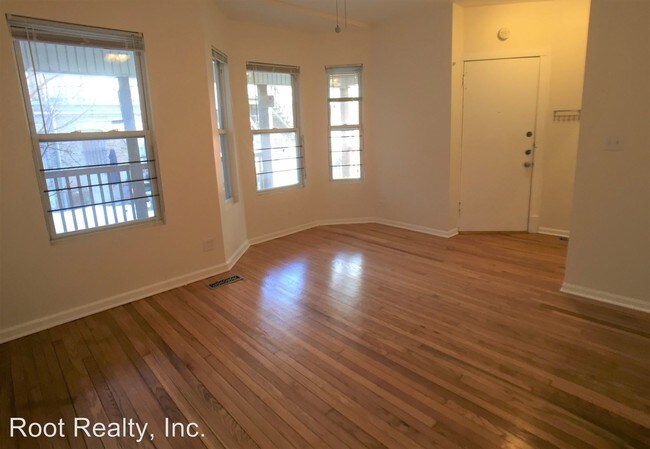 Building Photo - 4635 N Damen Ave
