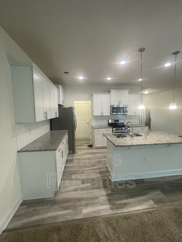 Building Photo - 1313 Compass Dr