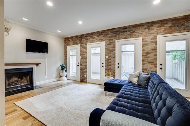 Foto del edificio - 4217 Bowser Ave