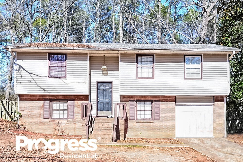 Primary Photo - 585 Country Ln Dr