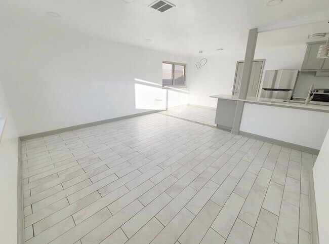 Foto del edificio - Updated home in SW OKC