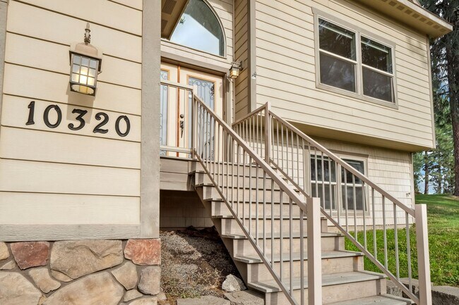 Foto del edificio - Beautiful Woodridge Home