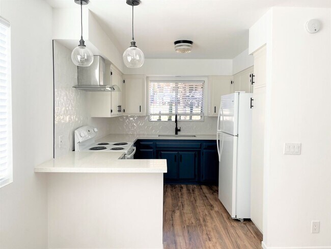 Foto del edificio - Remodeled Single Level Duplex!