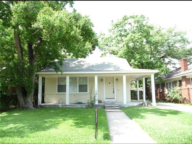 Building Photo - 1732 W Main St