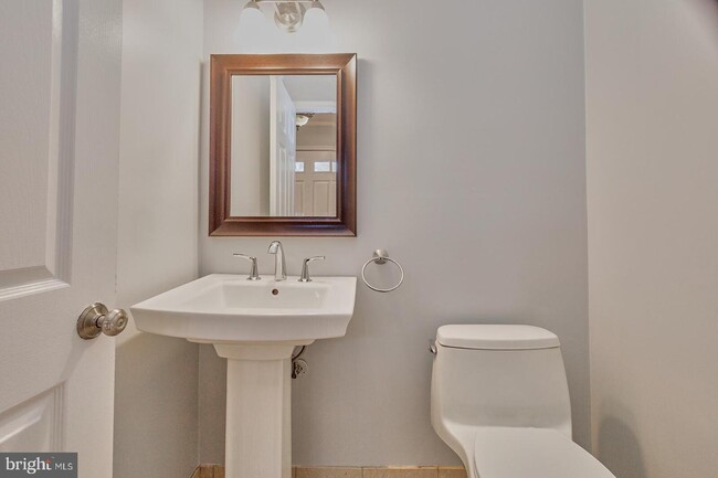 Foto del edificio - 12543 Alder Woods Dr