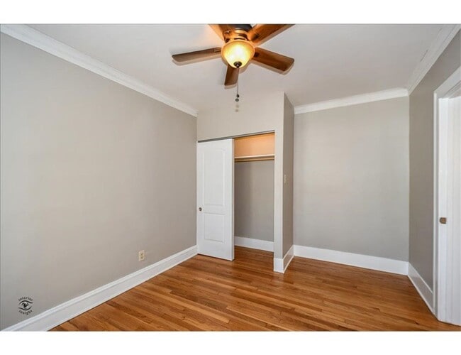 Building Photo - 6031 N Paulina St