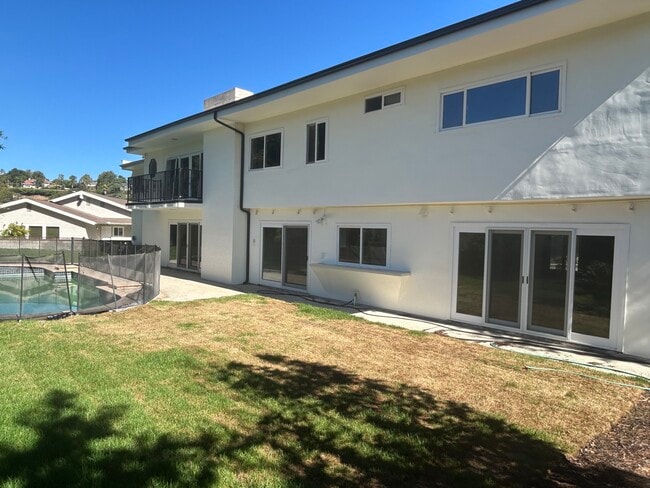 Building Photo - 16608 Park Lane Cir
