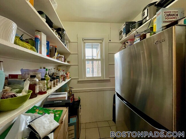 Foto del edificio - 162 Kelton St