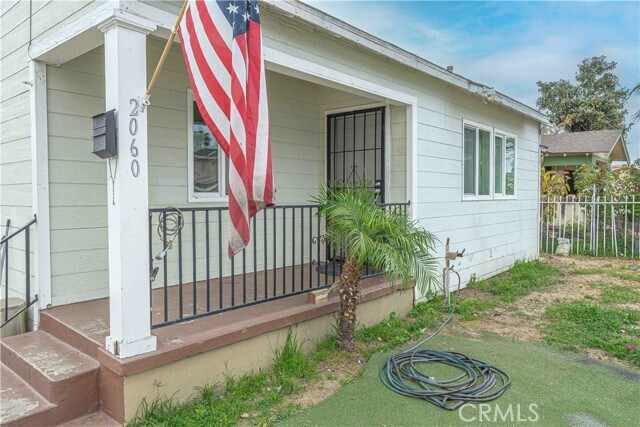 Primary Photo - 2060 Orange Ave