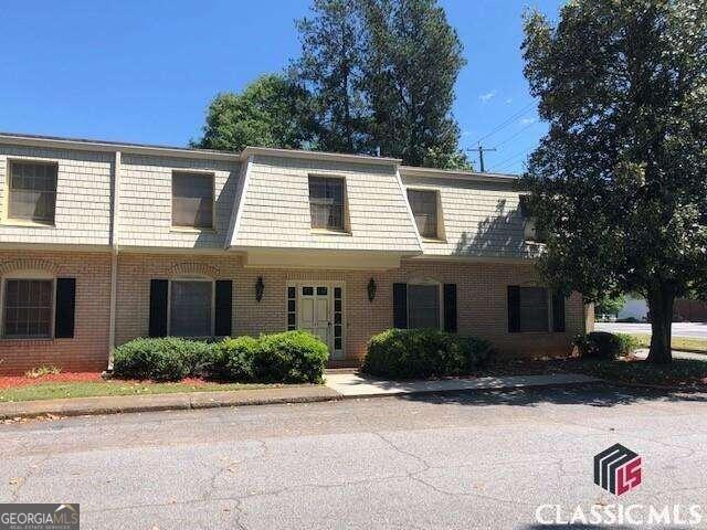 Primary Photo - 105 Georgetown Cir