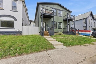 Building Photo - 830 Oak St