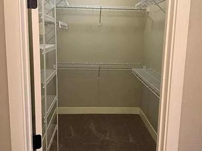 Foto del edificio - Beautiful 3 bed 3 bath home available in Cheney WA!