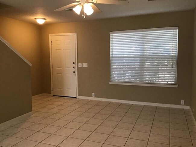 Building Photo - 11831 Brantley Haven Dr