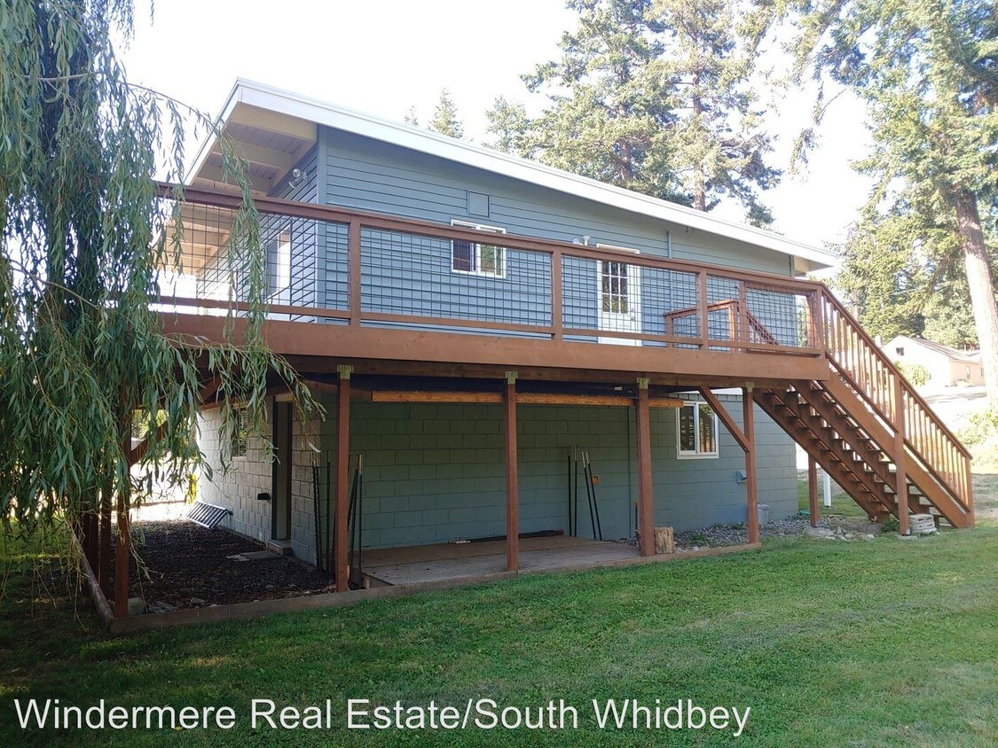 Primary Photo - 3 br, 2 bath House - 5798 Mutiny Bay Rd