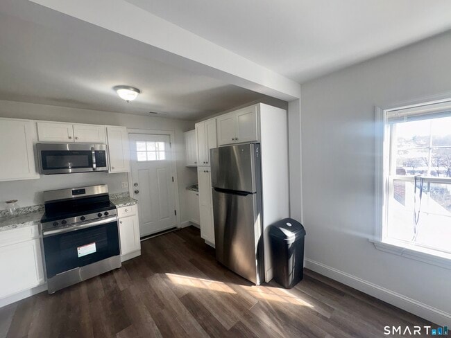 Foto del edificio - 22 Brewster St