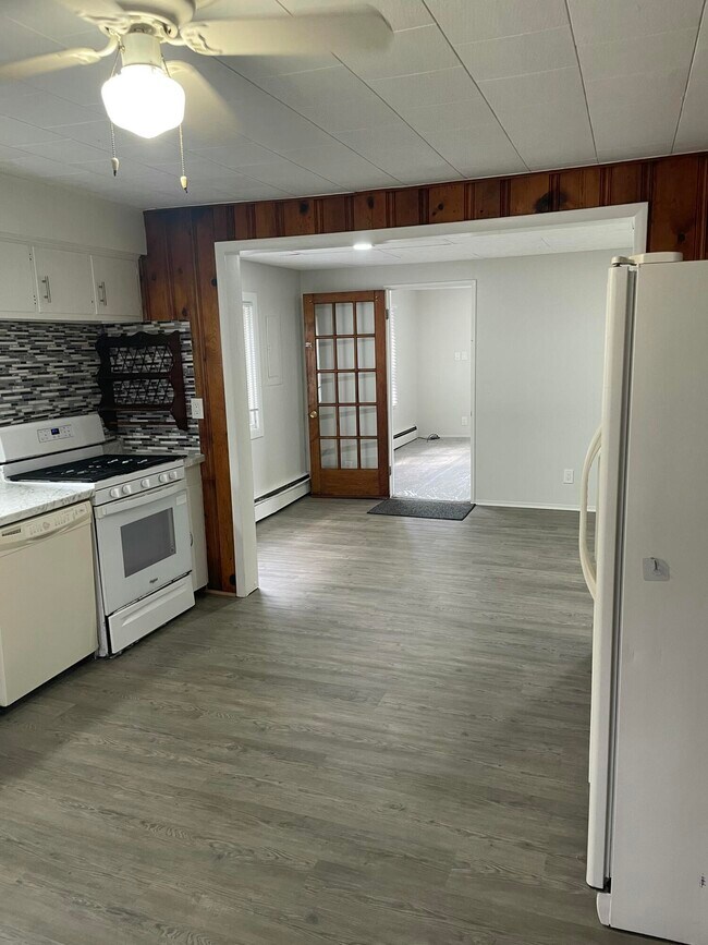 Foto del edificio - 11790 Haller St