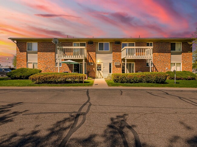 Photo - 125 E Van Riper Rd Apartment