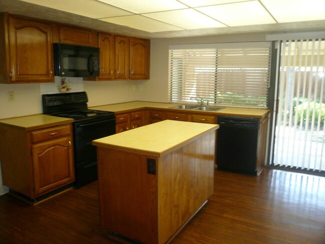 Building Photo - Preston Ridge