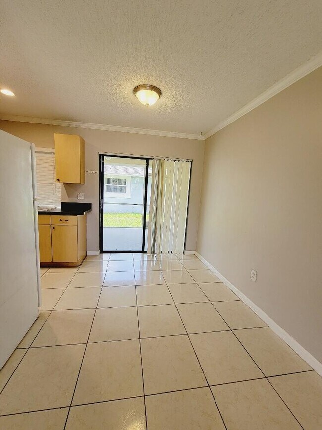 Foto del edificio - 12785 Peconic Ct