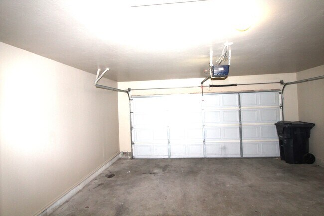 Foto del edificio - 4508-10 SE 77th St