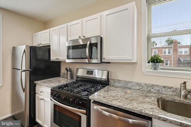 Foto del edificio - 429 18th St NE