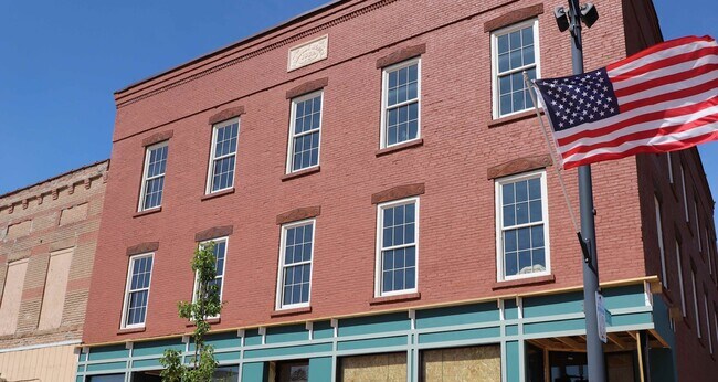 Foto del edificio - 400 South Superior Street, Unit Loft 202