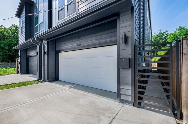 Building Photo - 3546 Seabrook St