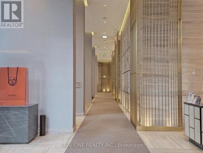 Building Photo - 50A Charles St E