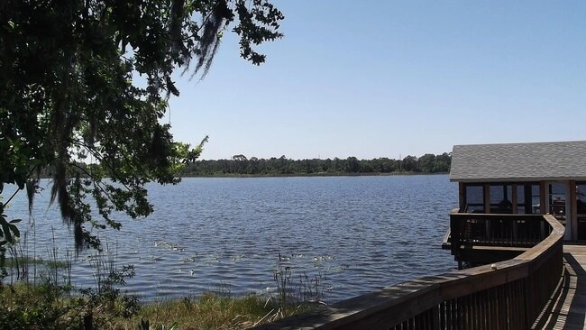 Building Photo - 10316 Fallsgrove St