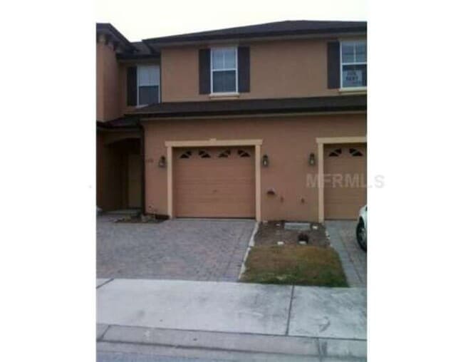 Photo - 1141 Long Oak Way House
