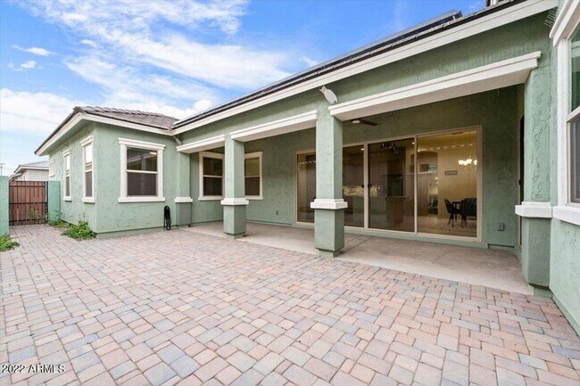 Building Photo - 3 BEDROOM 2 BATH COOLEY STATION HOME