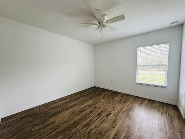 Foto del edificio - 728 Old Floral City Rd