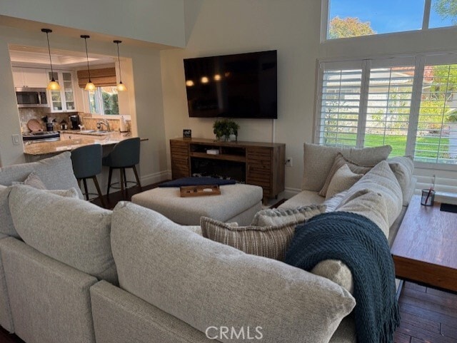 Foto del edificio - 2022 Via Mariposa E