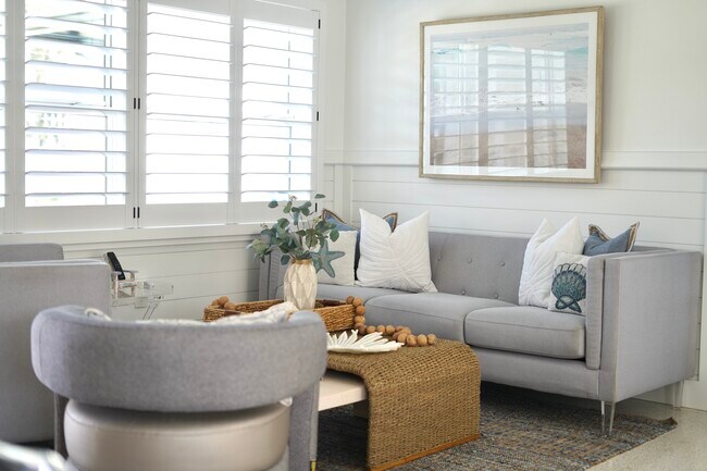 Living Room - 6716 Arroyo Dr