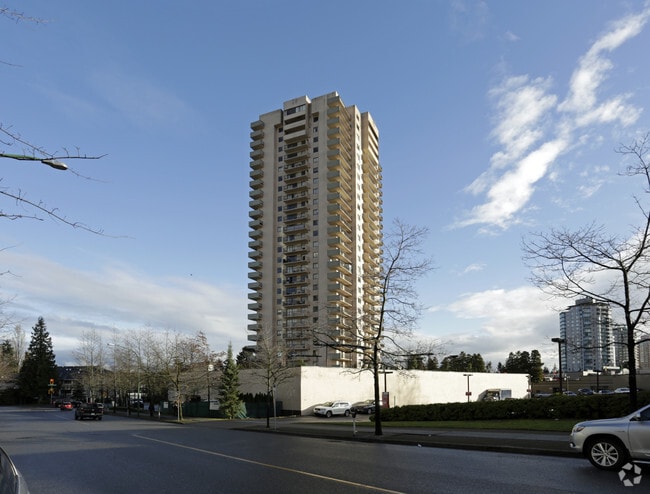 Building Photo - Panarama Tower