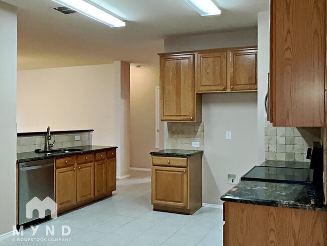 Foto del edificio - 3125 Paradise Valley Dr