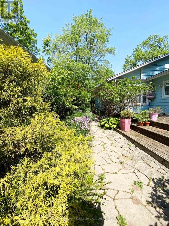Building Photo - 2028 Marine Dr