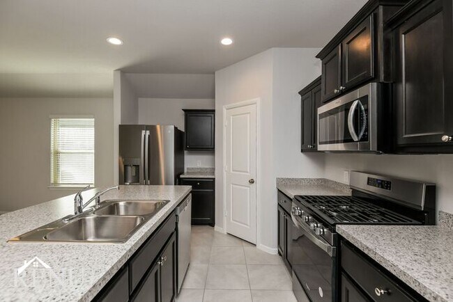 Foto del edificio - 16428 Marinette Ct