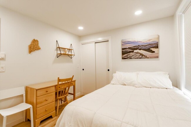 Photo - 50 A St Apartment