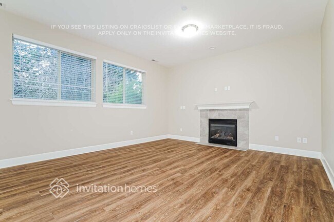 Foto del edificio - 18302 101st St E